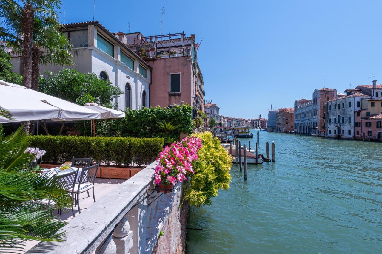 Ca' Dei Cuori On The Grand Canal Venice Luaran gambar